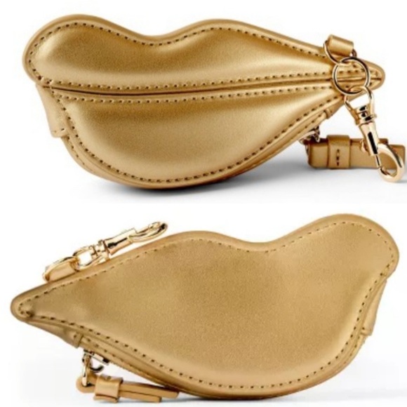 Diane Von Furstenberg Handbags - Diane Von Furstenberg x Target Gold Lips Coin Pouch Keychain